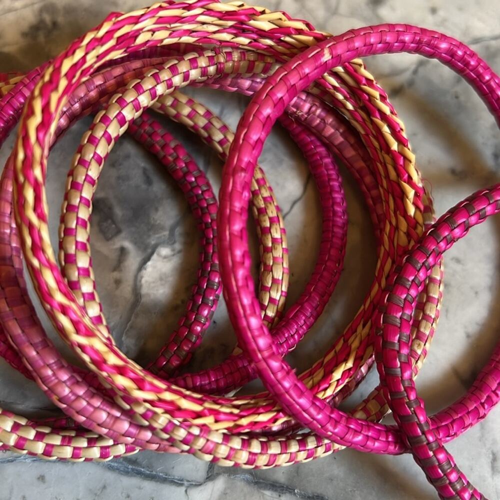 NEW straw bracelets - Picture 3 of 7